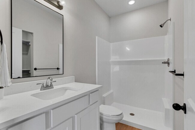 Foto del edificio - Now Leasing – Brand New Duplex in Haysville