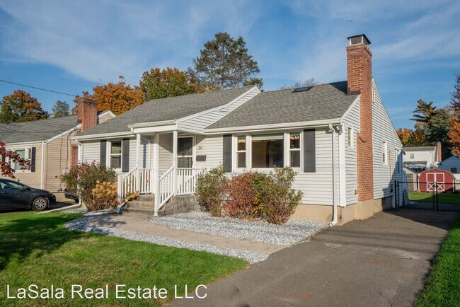 Building Photo - 2 br, 1 bath House - 30 Westgate