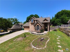 Building Photo - 1110 Boulder Run