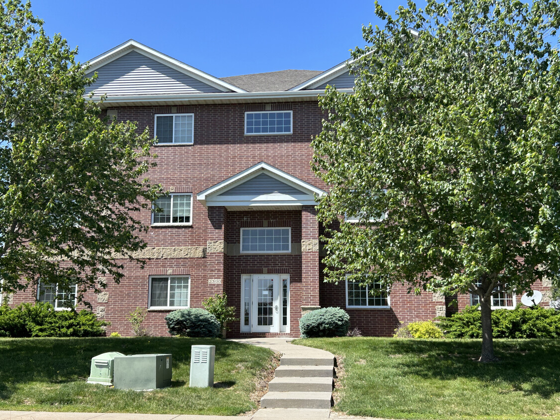 Foto principal - 2300 Westlake Rd