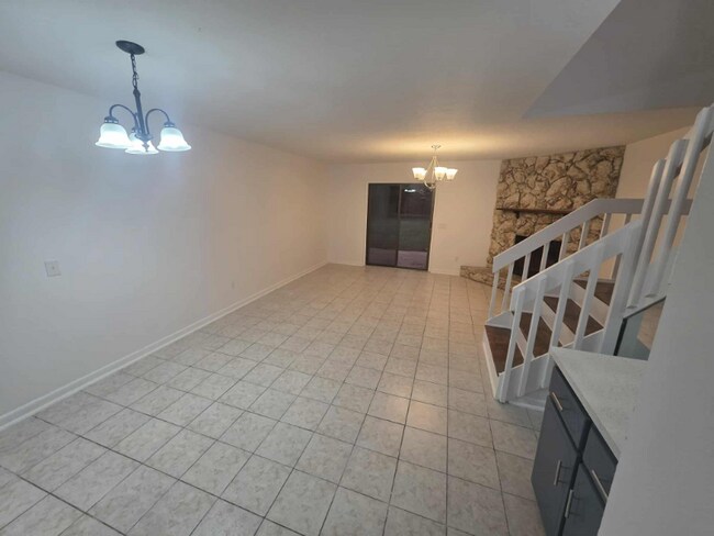 Foto del edificio - 4211 Windergate Dr