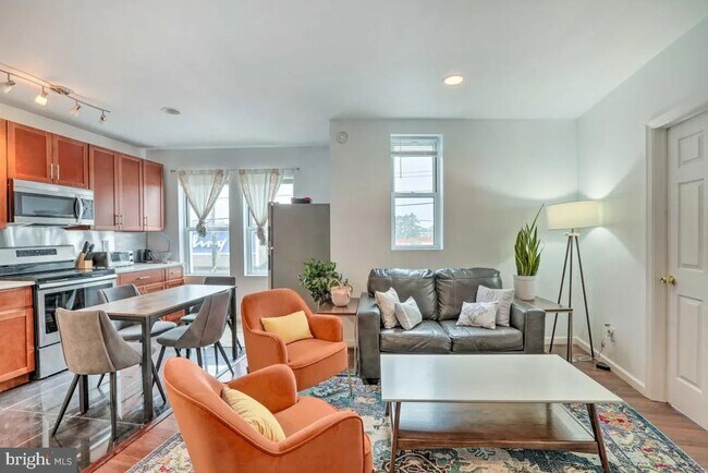 Foto del edificio - 3877 Dungan St