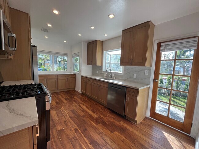 Foto del edificio - 2802 Delaware Ave