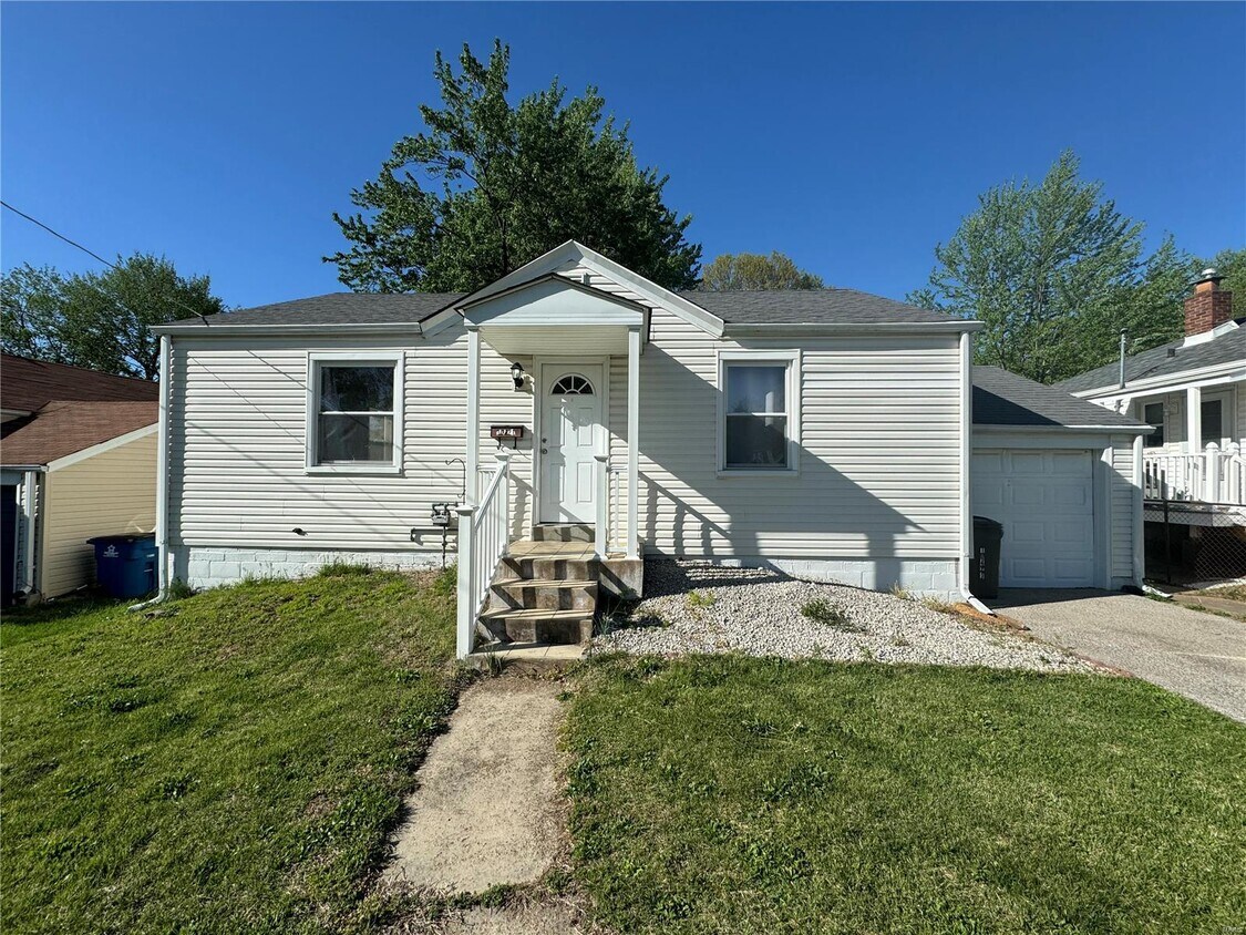 Primary Photo - 10421 Niblic Dr