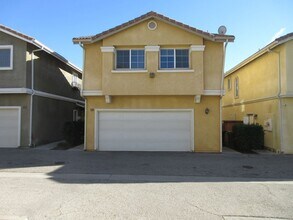 Building Photo - 13280 Dronfield Ave