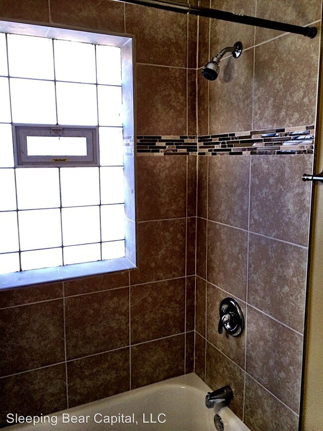 Foto del edificio - 11358 S Forest Ave