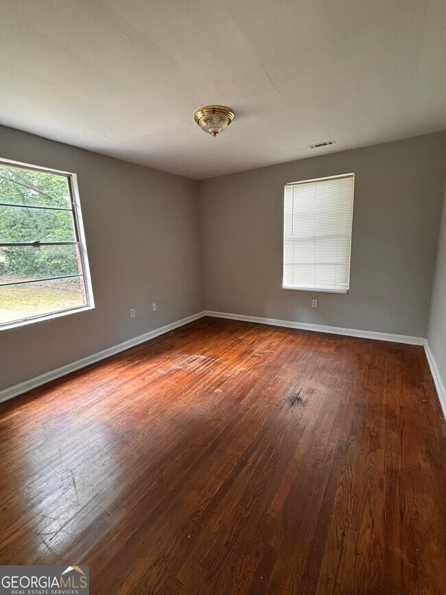 Foto del edificio - 1960 Willa Dr