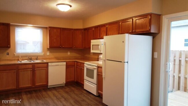 Building Photo - 5500 IN-38