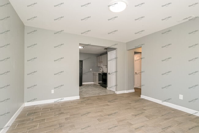 Foto del edificio - 12036 Krenning Ln