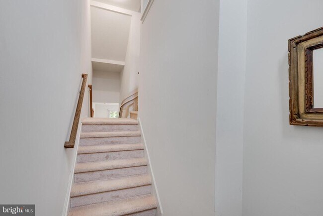 Building Photo - 49 Creekside Wy