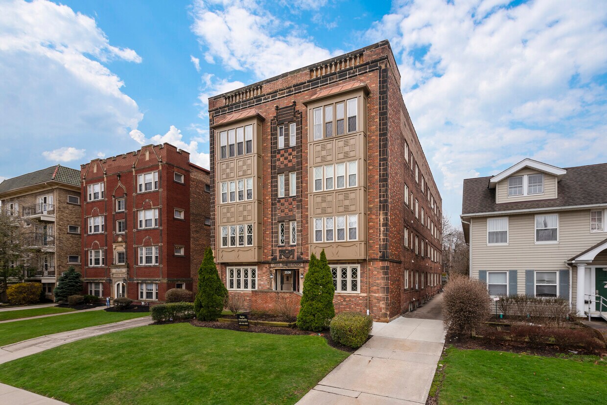 2536 Overlook Rd, Cleveland, OH 44106 Apartments Cleveland, OH