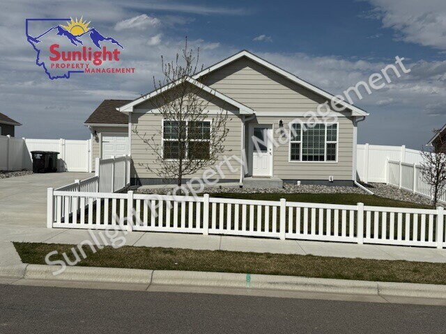 Foto del edificio - Newer 3 Bed 2 Bath Home in the Heights