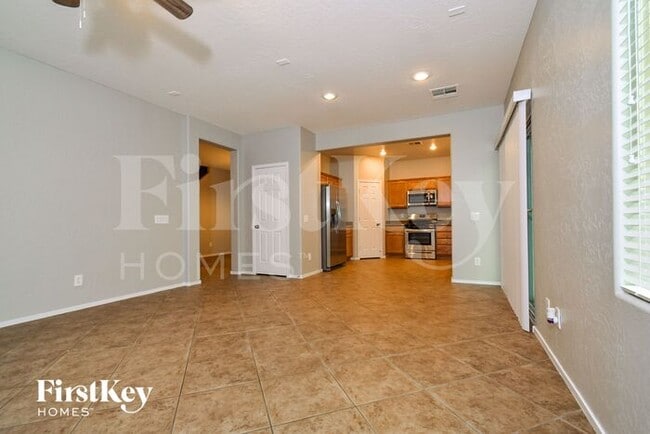 Building Photo - 8032 Pasadera St