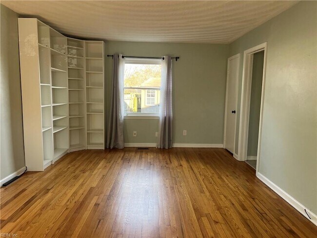 Foto del edificio - 424 Old Forge Ct