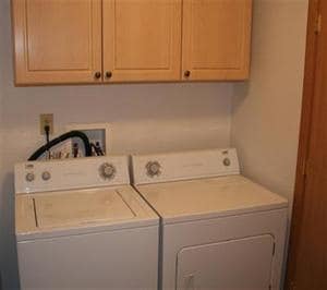  - 1105 N Depot St