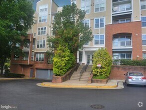 Building Photo - 2720 Bellforest Ct