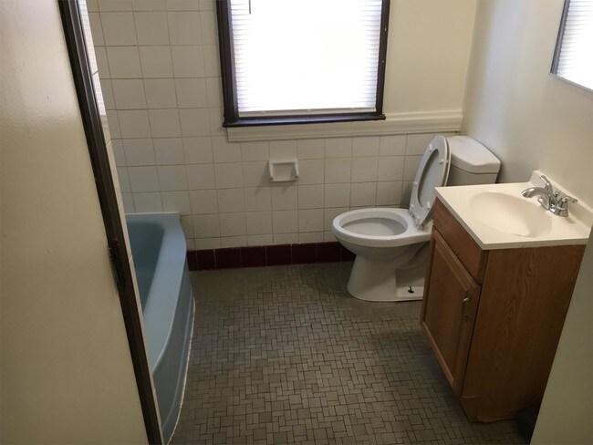 Foto del edificio - 4407 W Capitol Dr
