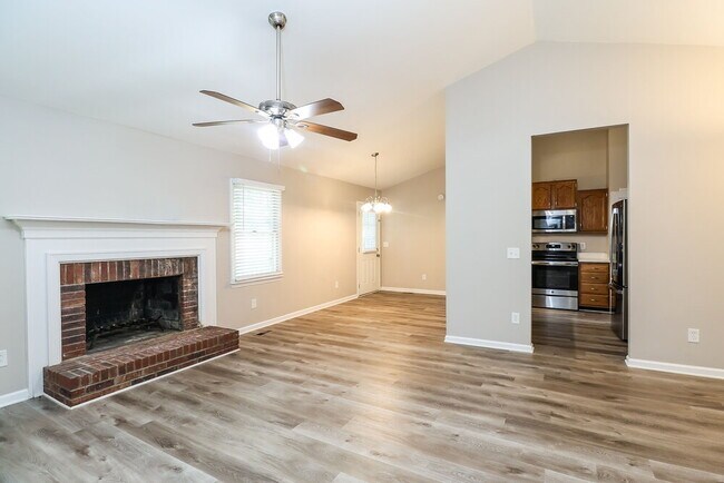 Foto del edificio - 6262 Morehead Rd