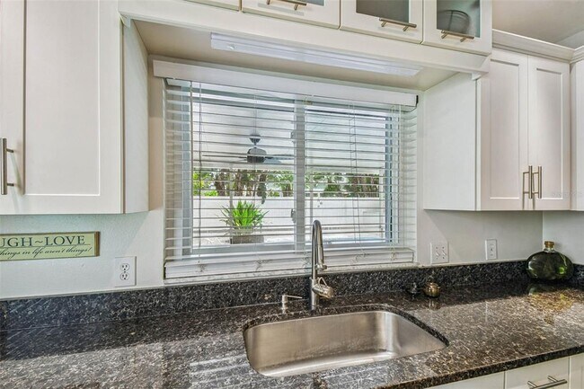 Building Photo - 4923 Cypress Trace Dr