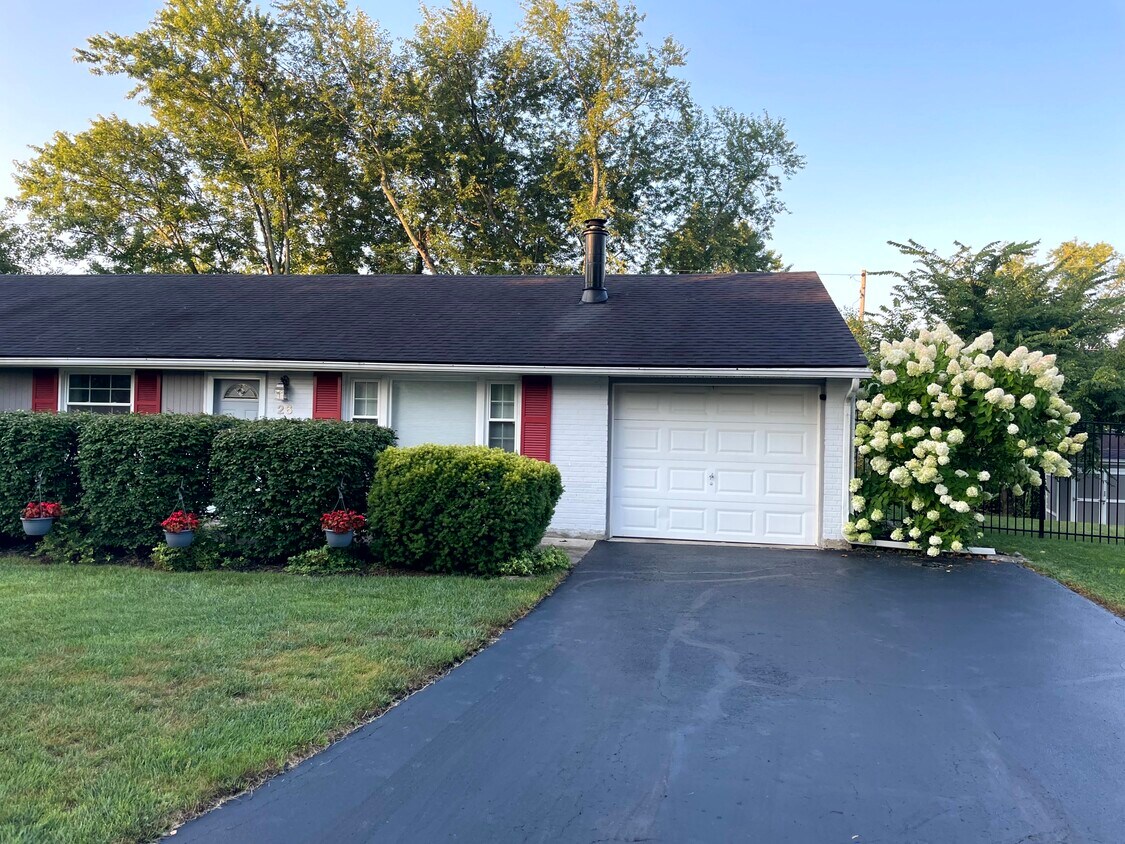 26 Peach Grove Ave, Dayton, OH 45458 House Rental in Dayton, OH