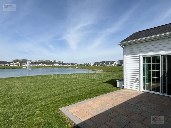 Building Photo - Beautiful 3BR Home with Pond Views, Modern Finishes & Low-Maintenance Living
