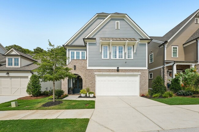 Building Photo - 833 Lakemont Dr