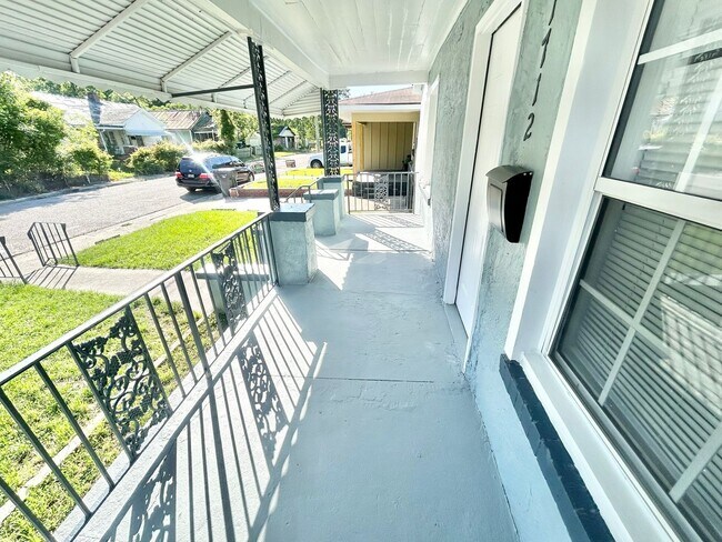 Building Photo - Newly Renovated 3BR Home Near Downtown & Medical District!