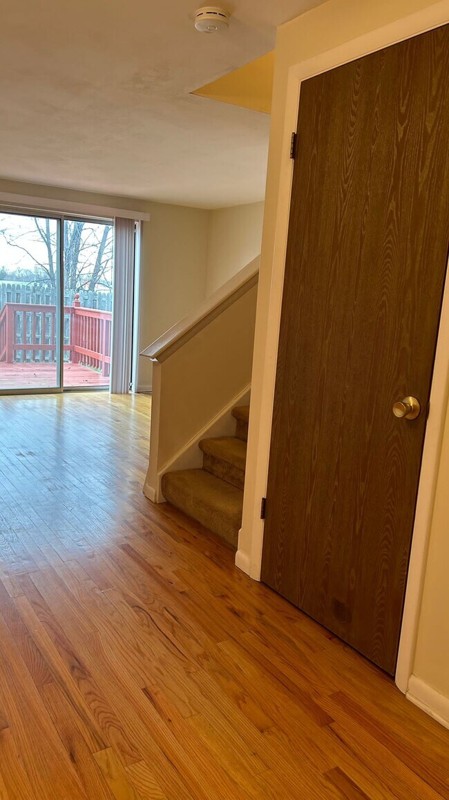 8484 Fathom Dr, Baldwinsville, NY 13027 Townhome Rentals in Baldwinsville NY