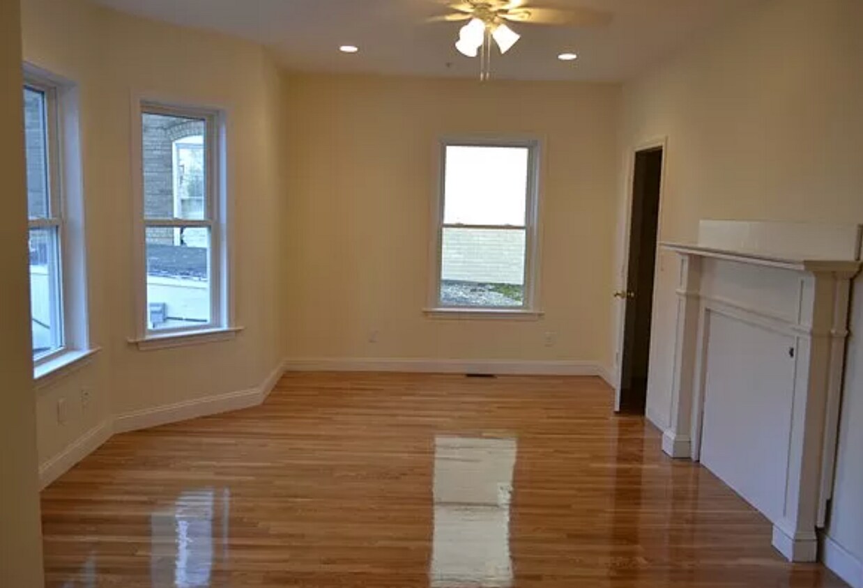Foto principal - 172 Fuller St