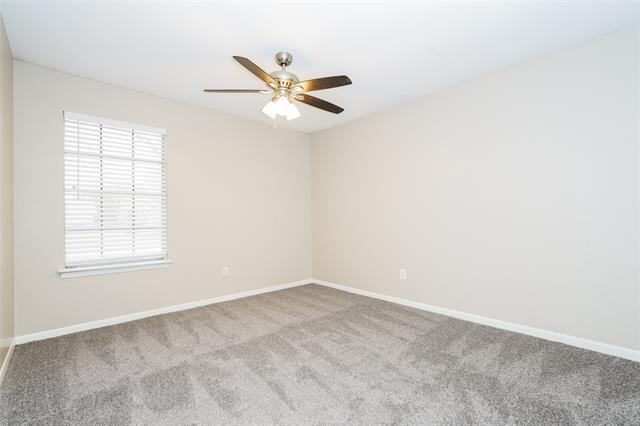 Building Photo - 1201 Oakbluff Dr