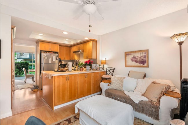 Foto del edificio - 3051 Club House Cir