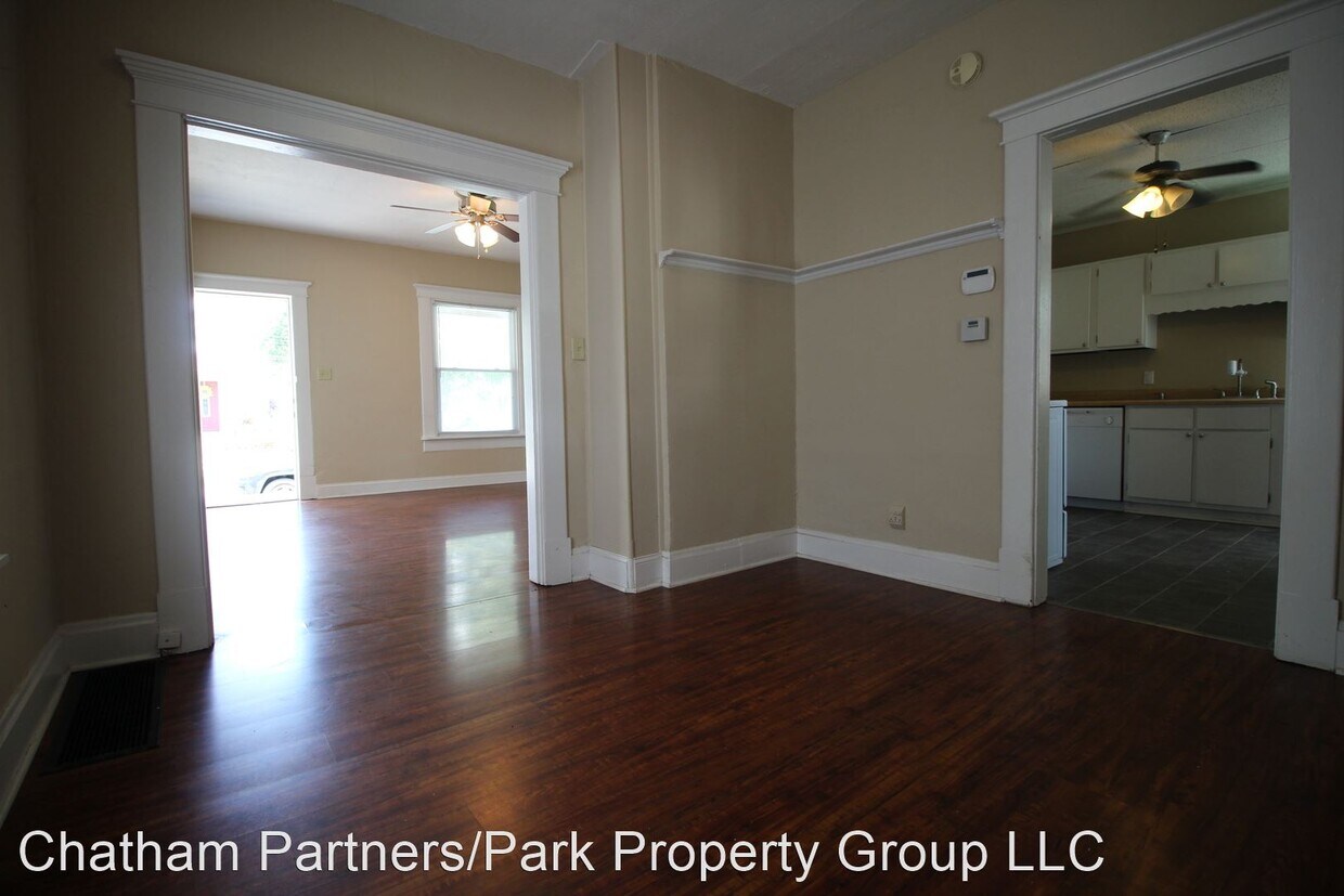 Primary Photo - 2 br, 1 bath House - 109 E. Woodrow Ave.