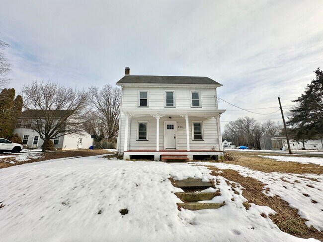 Building Photo - 338 Broad St