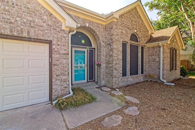Building Photo - 301 Derby Ln