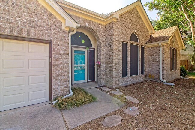 Foto del edificio - 301 Derby Ln