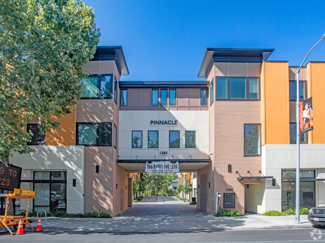 Building Photo - 1285 El Camino Real