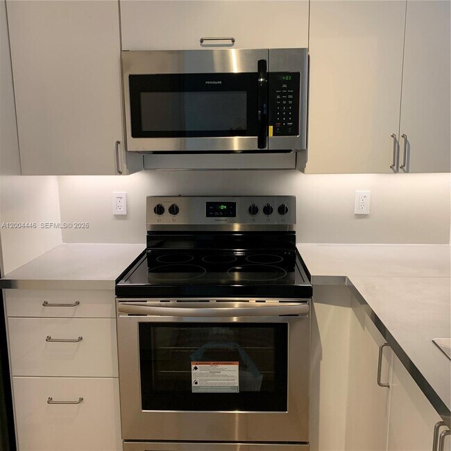 Foto del edificio - 2200 E Preserve Way