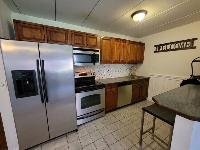 kitchen - 298 Commercial St