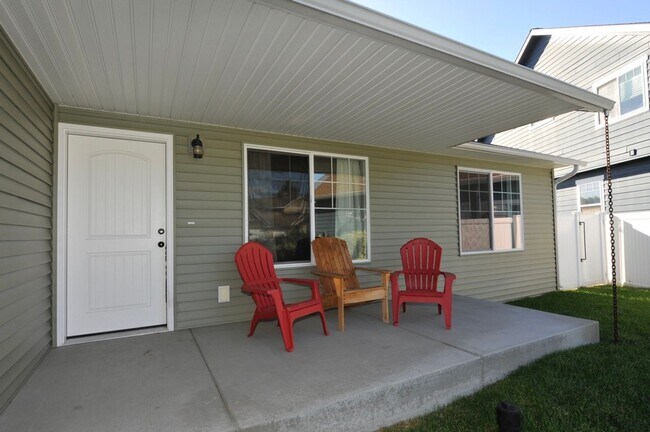 Foto del edificio - 3 bed 2 bath Rancher