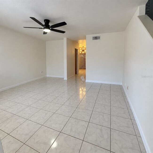 Foto del edificio - 4022 Henley Rd