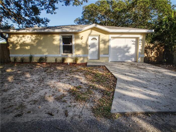 Foto principal - 2605 6th St E