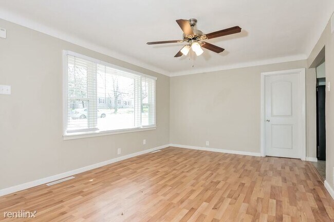 Foto del edificio - 3 br, 1 bath House - 4027 Wright Ave