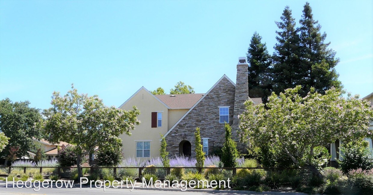 Primary Photo - 3954 Jefferson St