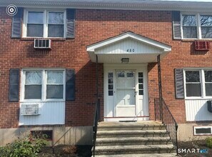 Building Photo - 480 Radmere Rd