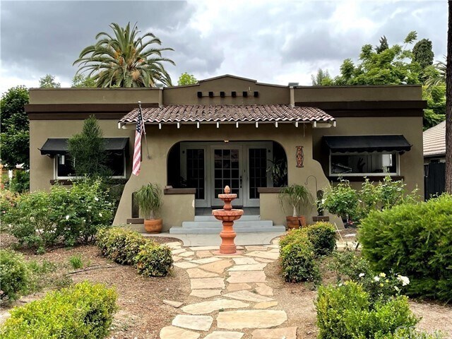 Primary Photo - 5625 Magnolia Ave