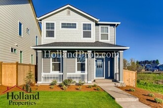 Building Photo - 6780 SE Yamsay Ln