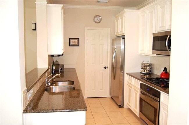 Foto del edificio - 1428 W Webster St