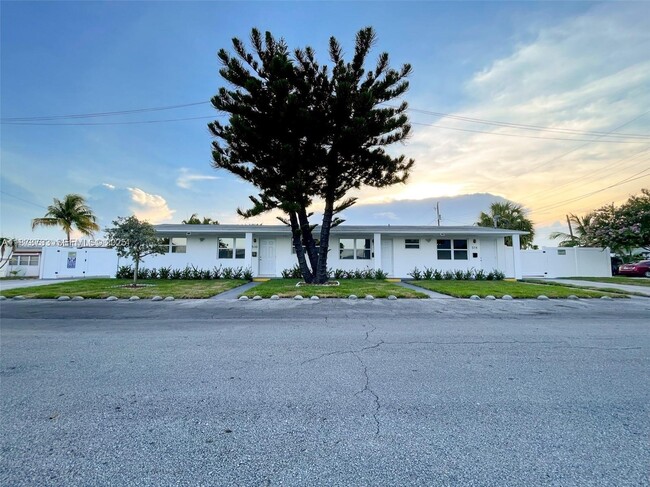 Foto del edificio - 512 NE 4th Ave