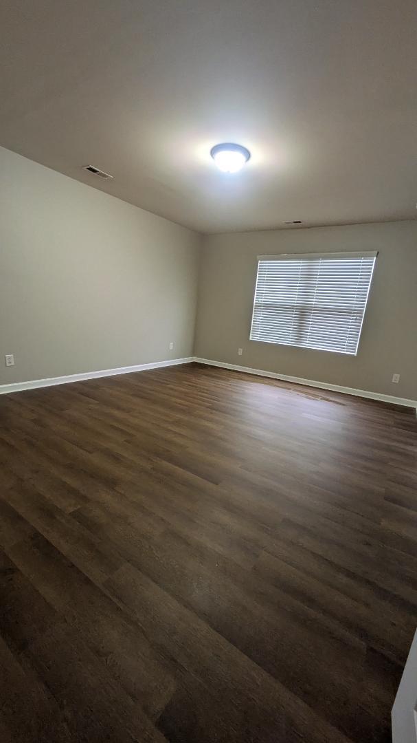 Foto del edificio - 2308 Riding Trail Rd