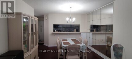 Building Photo - 330 Alton Towers Cir